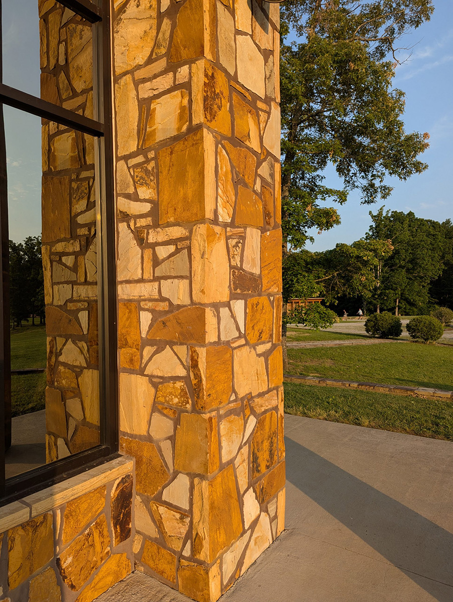 Rustic Mosaic Veneer - Image 2